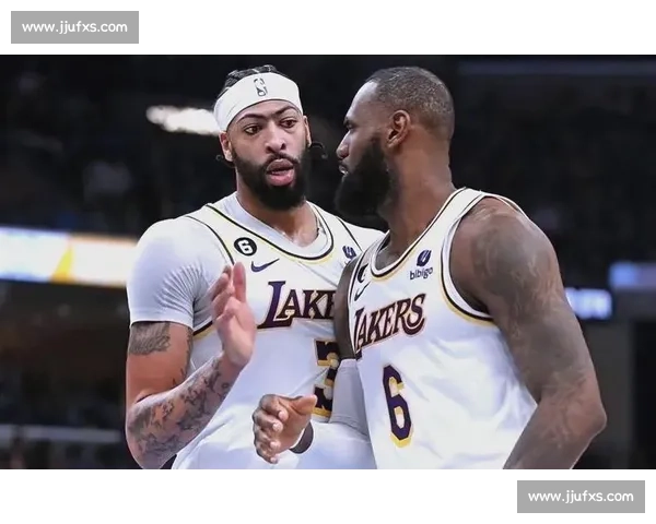 NBA季后赛新星闪耀：年轻球员季后赛表现盘点